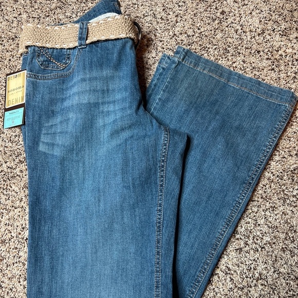 Sonoma Life Style Blue Jeans with Belt Low Rise Boot Cut Modern Fit Women FLAWS - Picture 1 of 16